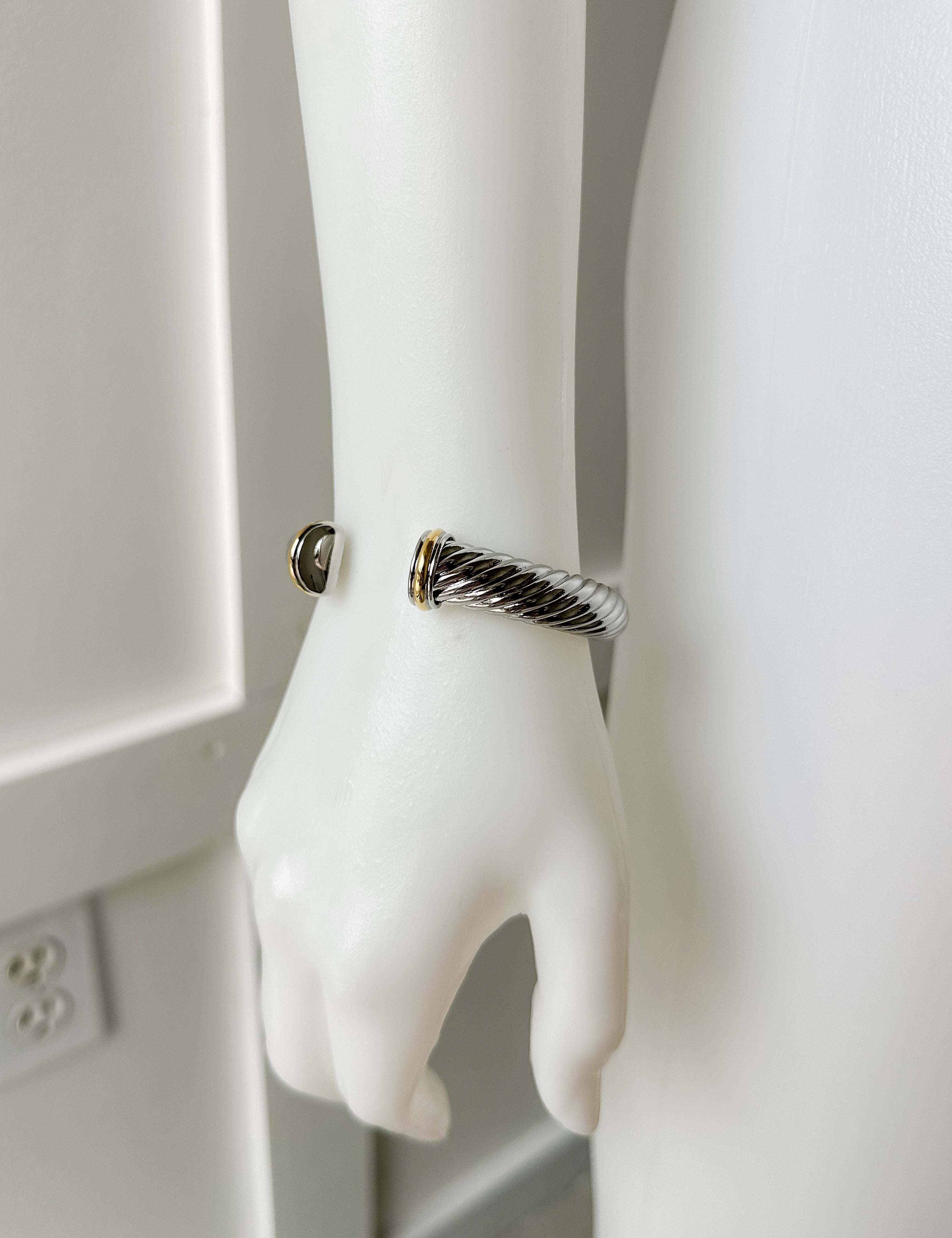 Twotone Cable Cuff - silver