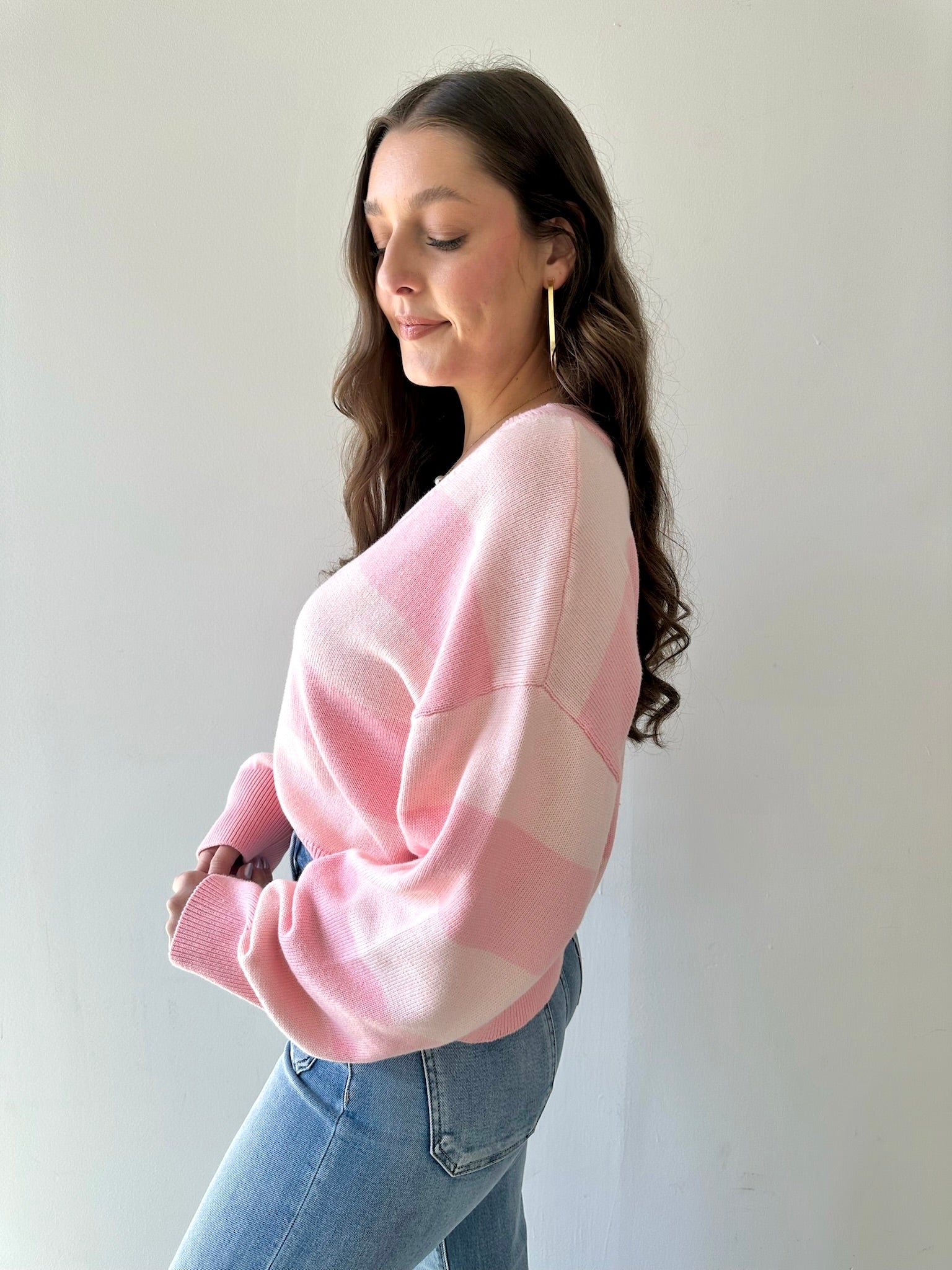 V - neck Stripe Crop Sweater - Pink